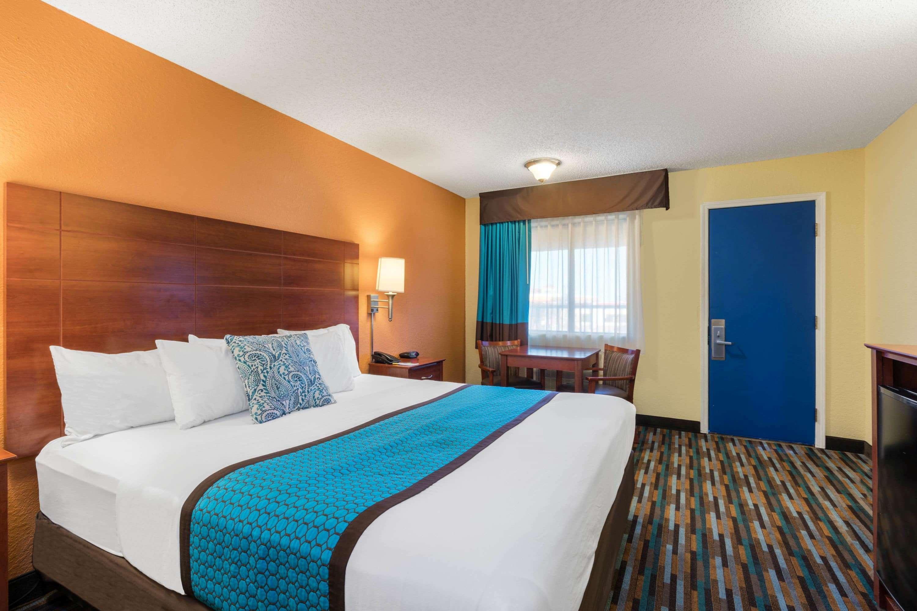 Days By Wyndham Hotel 3*